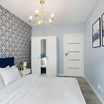 Lejlighed Lumina Lovely 2-room With Balcony *