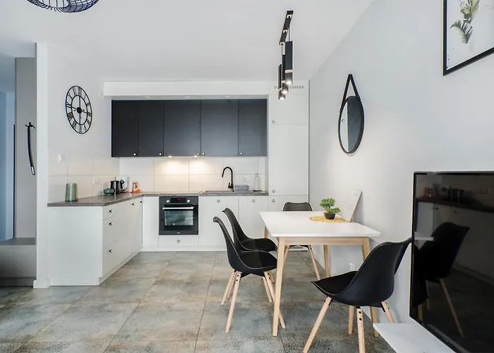 Lumina Lovely 2-room With Balcony Apartment Łódź